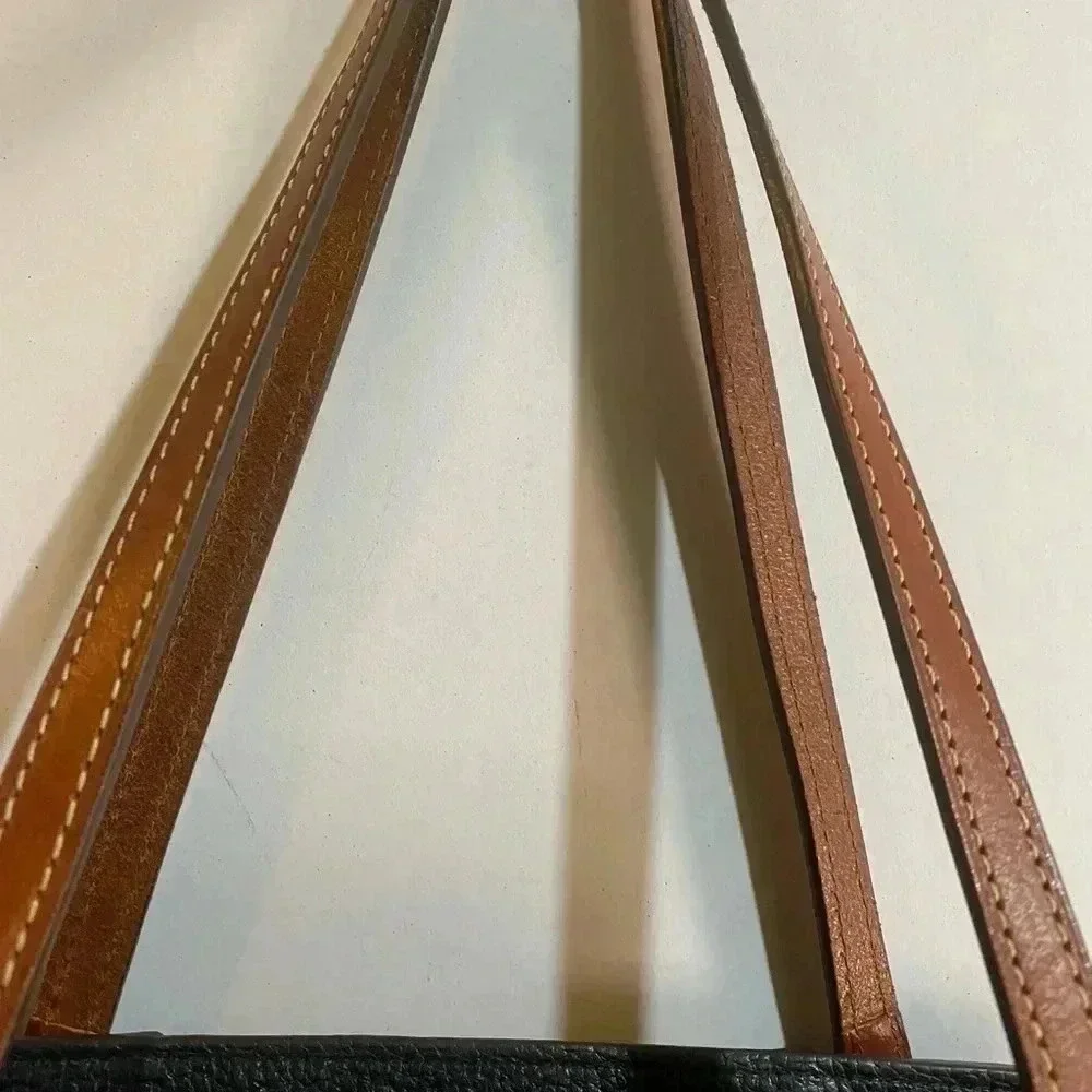 Dooney Bourke vintage black leather satchel handbag